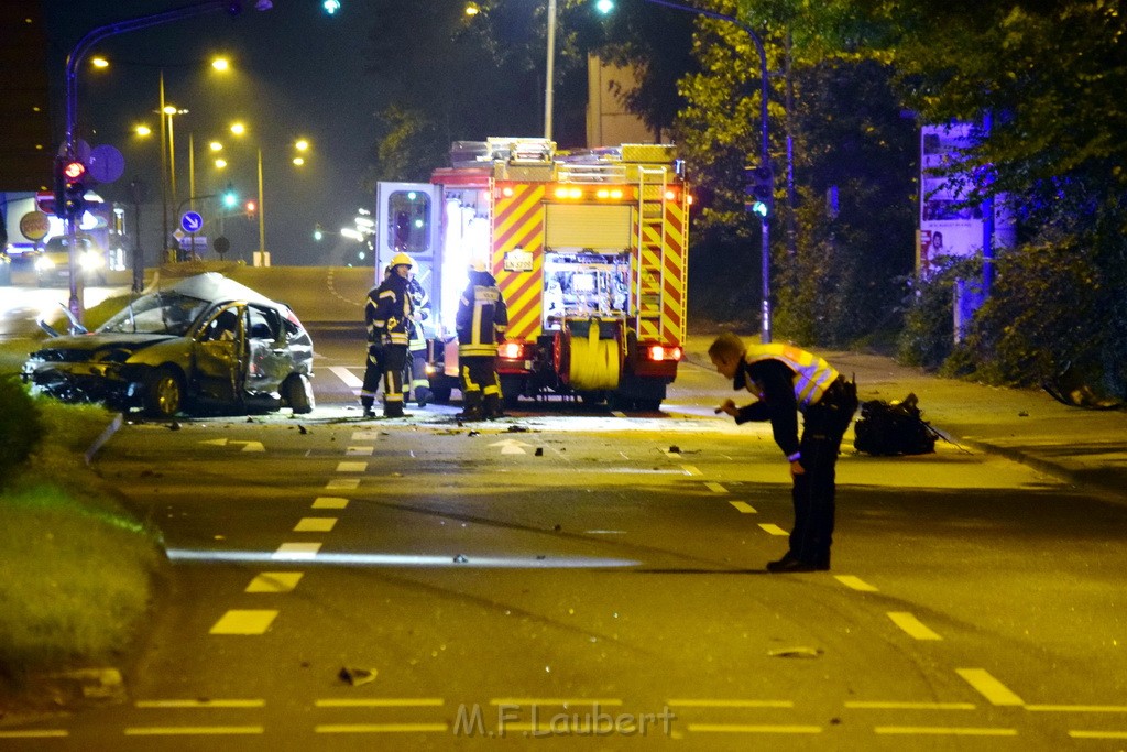 Schwerer VU Koeln Dellbrueck Bergisch Gladbacherstr Herler Ring P048.JPG - Miklos Laubert